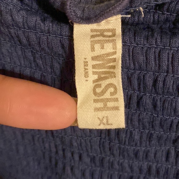 Off shoulder rigged shirt - Picture 2 of 3